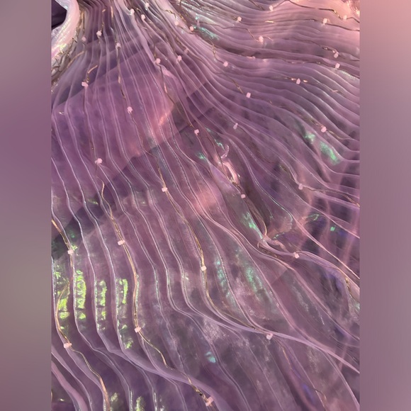 Iridescent light up rave cape - Picture 3 of 5